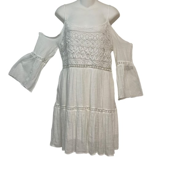 Vivid Importers of NY Dresses & Skirts - NEW Vivid Importers Womens Boho White Dress Flowy with Lace & Crochet Features